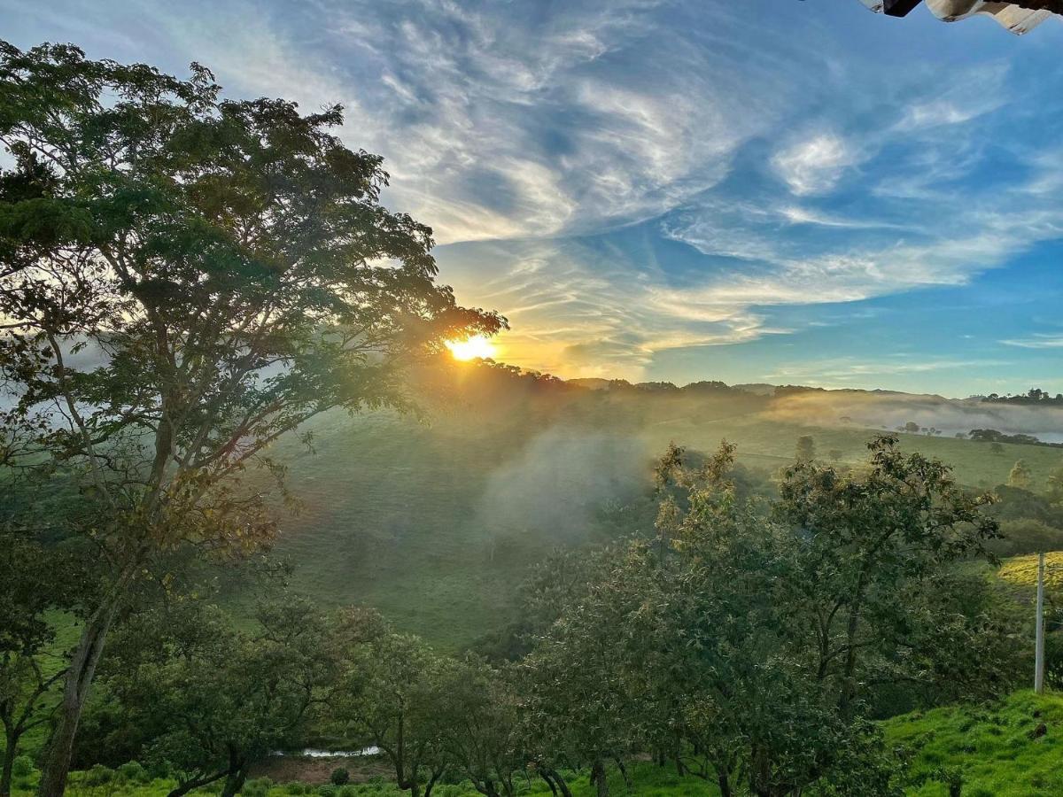 Chale Tucano Super Luxo Chalet