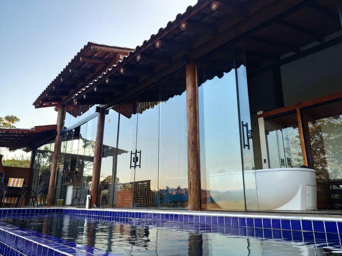 Chalet Chale Tucano Super Luxo