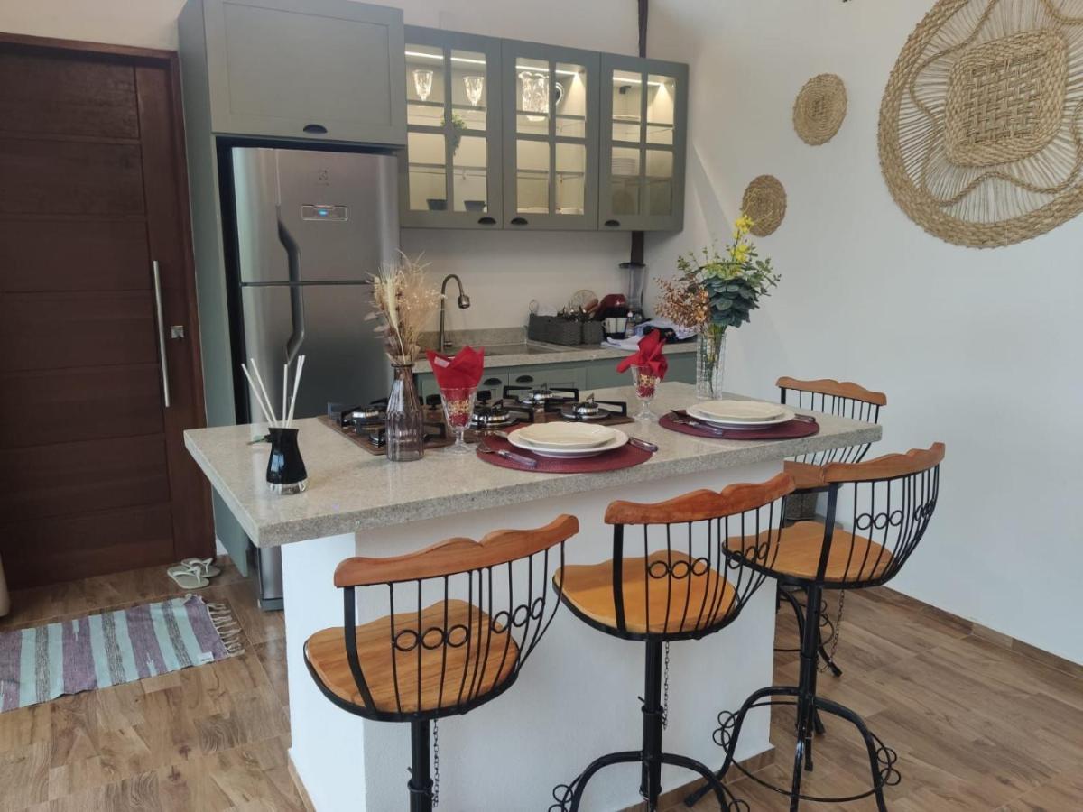 Chalet Chale Tucano Super Luxo Cunha